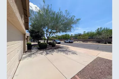 12748 W Honeysuckle Street, Litchfield Park, AZ 85340 - Photo 6