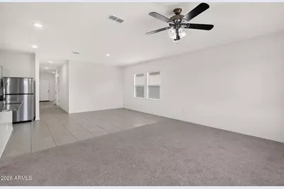 2097 E Grazing Meadow Lane, San Tan Valley, AZ 85140 - Photo 8