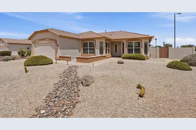 3220 E Gleneagle Drive, Chandler, AZ 85249 - Photo 2