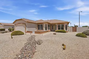 3220 E Gleneagle Dr, Chandler, AZ 85249 - Photo 2