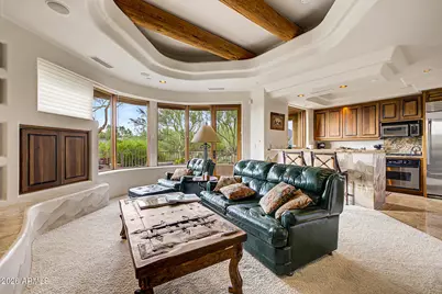 7704 E Black Mountain Road, Scottsdale, AZ 85266 - Photo 10
