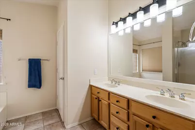 243 W Baylor Lane, Gilbert, AZ 85233 - Photo 12