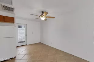 2021 S Granada Dr, Tempe, AZ 85282 - Photo 10