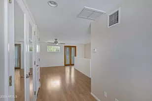 2021 S Granada Dr, Tempe, AZ 85282 - Photo 6