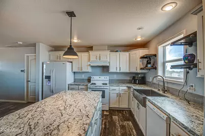 22640 E Darlene Drive, Florence, AZ 85132 - Photo 8