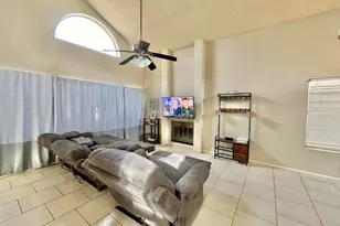 3946 W Camino Del Rio, Glendale, AZ 85310 - Photo 8