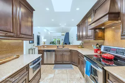 3401 N 37th Street #Unit 7, Phoenix, AZ 85018 - Photo 8