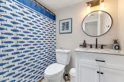3401 N 37th Street #Unit 7, Phoenix, AZ 85018 - Photo 12