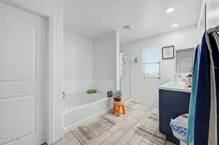 12333 W Kaler Dr, Glendale, AZ 85307 - Photo 22