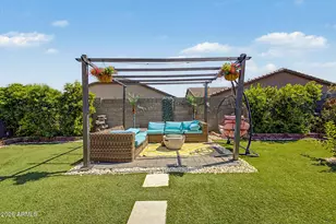12333 W Kaler Dr, Glendale, AZ 85307 - Photo 1