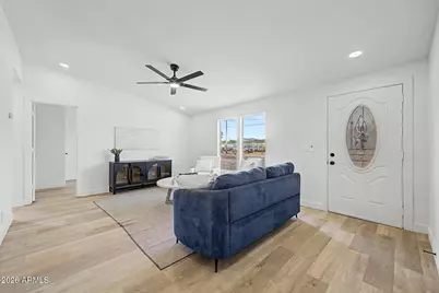 20421 E Kiva Road, Black Canyon City, AZ 85324 - Photo 2
