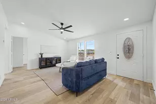 20421 E Kiva Rd, Black Canyon City, AZ 85324 - Photo 2