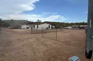 20421 E Kiva Rd, Black Canyon City, AZ 85324 - Photo 2