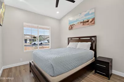 8947 W Sierra Vista Drive, Glendale, AZ 85305 - Photo 24