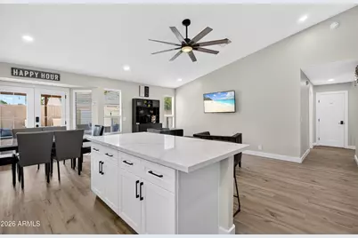 8947 W Sierra Vista Drive, Glendale, AZ 85305 - Photo 16