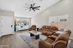 8947 W Sierra Vista Dr, Glendale, AZ 85305 - Photo 6
