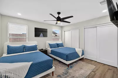8947 W Sierra Vista Drive, Glendale, AZ 85305 - Photo 26