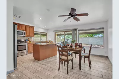 2324 W Port Au Prince Lane, Phoenix, AZ 85023 - Photo 12