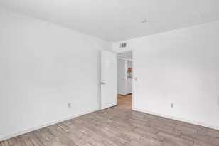 2324 W Port Au Prince Ln, Phoenix, AZ 85023 - Photo 30