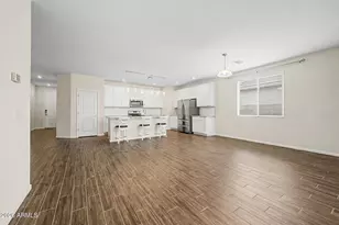 17852 W Country Club Terrace, Surprise, AZ 85387 - Photo 10