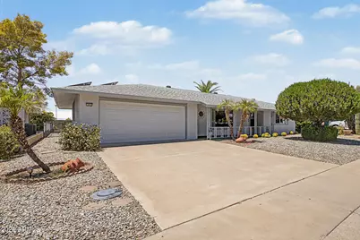16022 N Lakeforest Drive, Sun City, AZ 85351 - Photo 1