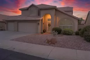 4309 E Rockledge Rd, Phoenix, AZ 85044 - Photo 2