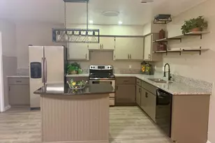 812 N 86th Pl, Scottsdale, AZ 85257 - Photo 1