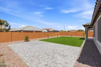 25910 W Louise Drive, Buckeye, AZ 85396 - Photo 28