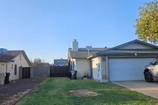 7114 W Sunnyslope Ln, Peoria, AZ 85345 - Photo 2