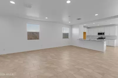 8272 N 170th Lane, Waddell, AZ 85355 - Photo 12