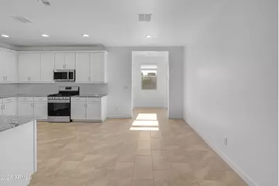 8272 N 170th Lane, Waddell, AZ 85355 - Photo 14