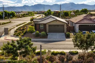 8272 N 170th Ln, Waddell, AZ 85355 - Photo 2