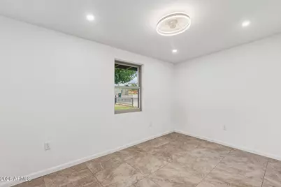 1620 W Roeser Road, Phoenix, AZ 85041 - Photo 18