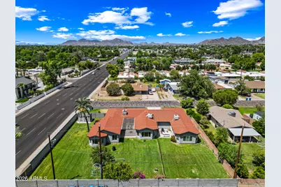 701 E McLellan Boulevard, Phoenix, AZ 85014 - Photo 36