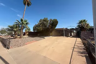 4139 E Ridge Rd, Phoenix, AZ 85042 - Photo 1