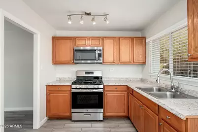 744 W Coolidge Street #Unit C, Phoenix, AZ 85013 - Photo 10