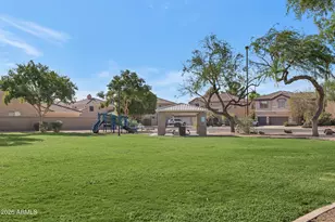 741 E Cantebria Dr, Gilbert, AZ 85296 - Photo 36
