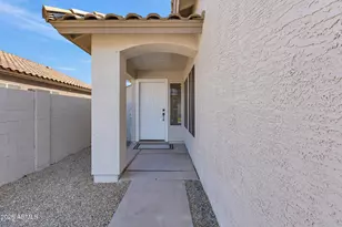 741 E Cantebria Dr, Gilbert, AZ 85296 - Photo 4