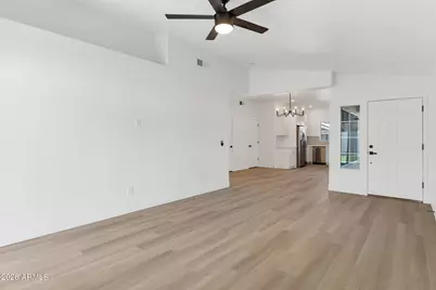 741 E Cantebria Drive, Gilbert, AZ 85296 - Photo 8