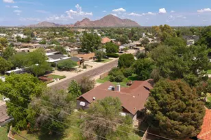 3205 E Clarendon Ave, Phoenix, AZ 85018 - Photo 1