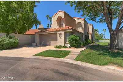 4020 E Laurel Lane, Phoenix, AZ 85028 - Photo 4