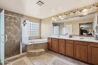18391 W Port Royale Lane, Surprise, AZ 85388 - Photo 22