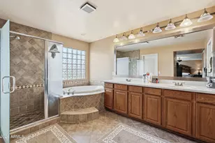 18391 W Port Royale Ln, Surprise, AZ 85388 - Photo 22