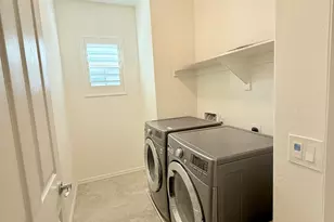 2366 W Gloria Ln, Phoenix, AZ 85085 - Photo 28