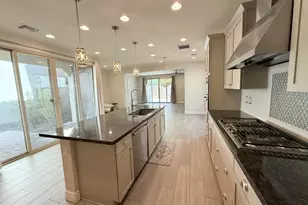 2366 W Gloria Ln, Phoenix, AZ 85085 - Photo 10