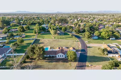 718 S Pandora Drive, Gilbert, AZ 85296 - Photo 46