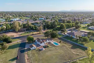 718 S Pandora Dr, Gilbert, AZ 85296 - Photo 44