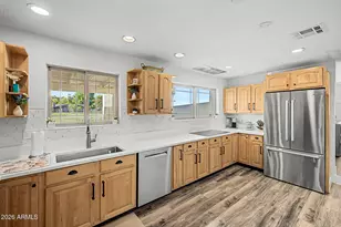 718 S Pandora Dr, Gilbert, AZ 85296 - Photo 10