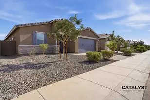 6926 W Winston Dr, Laveen, AZ 85339 - Photo 2