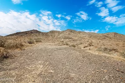 140Xx S 45th Avenue #-/-/, Laveen, AZ 85339 - Photo 1